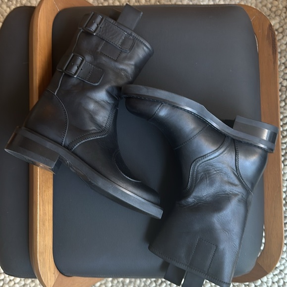 Buttero Side Buckle Leather Boots - Picture 6 of 11
